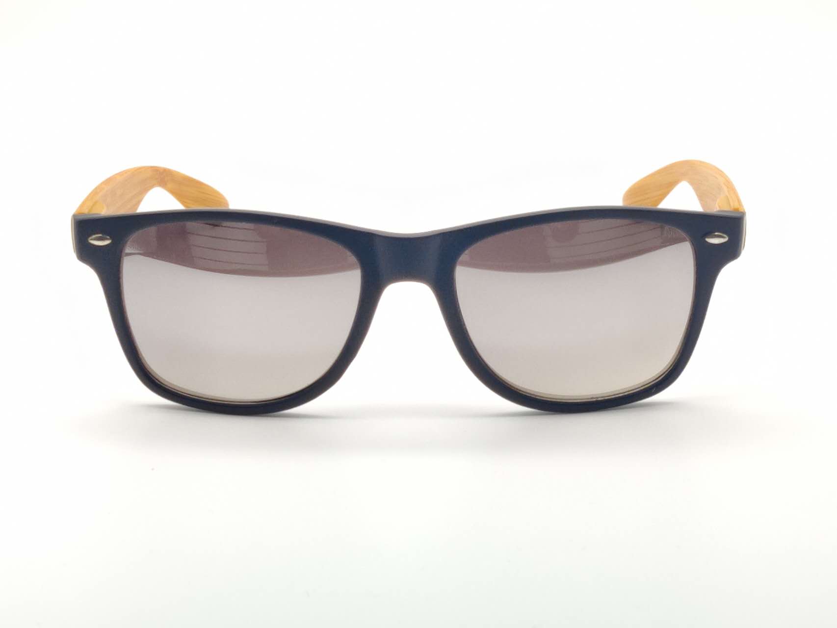 Lentes con armazon online de madera